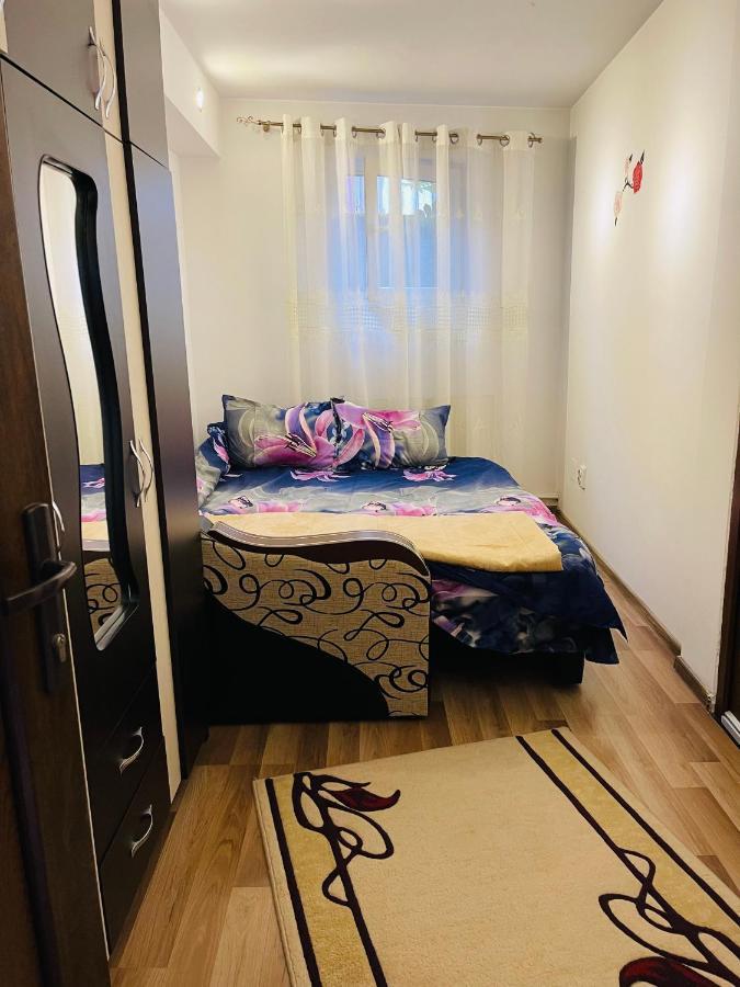 Casa Iris Apartment Яш Екстериор снимка