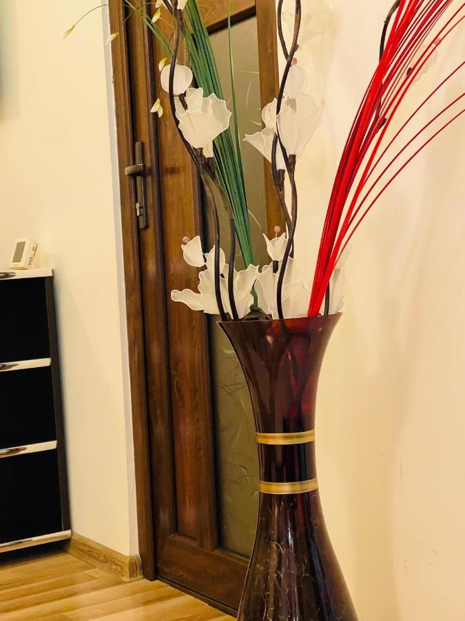 Casa Iris Apartment Яш Екстериор снимка